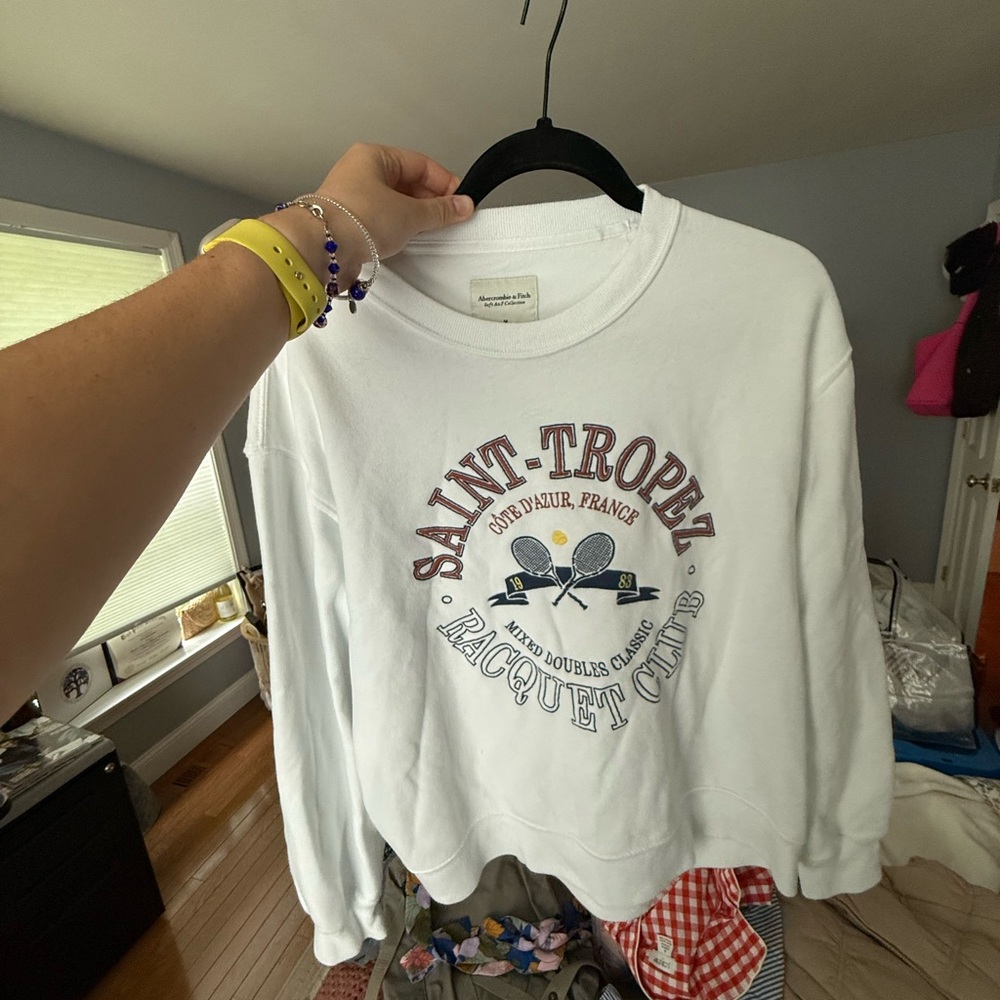 Abercrombie & Fitch White Crew Neck Sweater